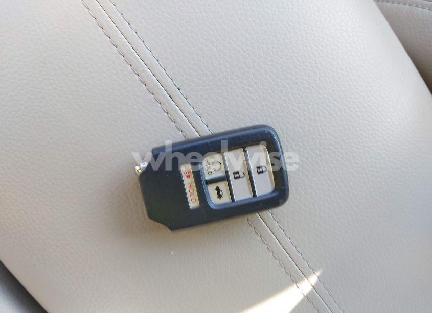 Photo 11 of 2016 Honda Accord EX-L (VIN 1HGCR2F81GA049161)