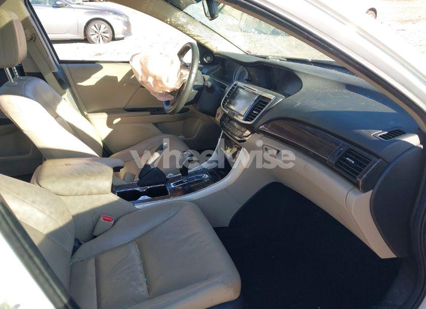 Photo 5 of 2016 Honda Accord EX-L (VIN 1HGCR2F81GA089787)