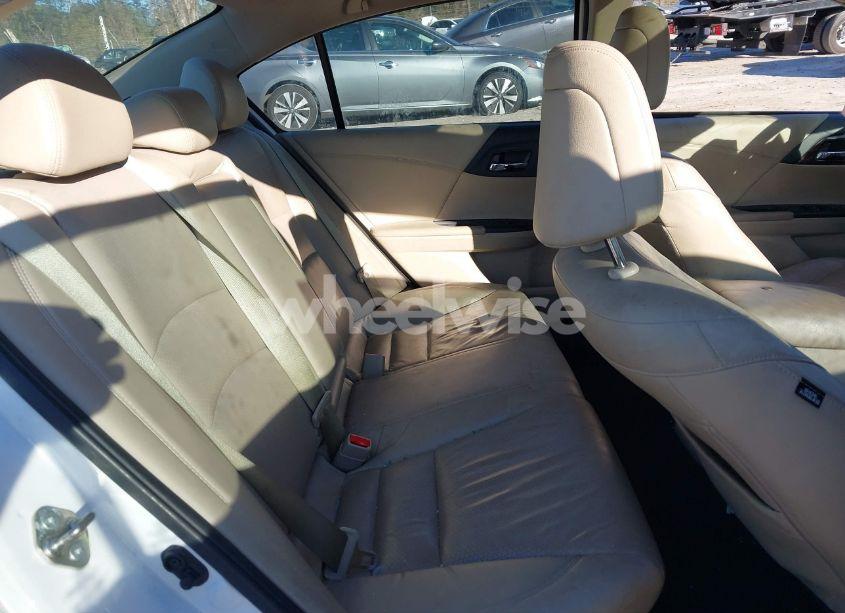 Photo 8 of 2016 Honda Accord EX-L (VIN 1HGCR2F81GA089787)