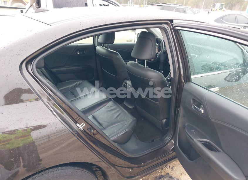 Photo 8 of 2017 Honda Accord EX-L (VIN 1HGCR2F81HA037528)