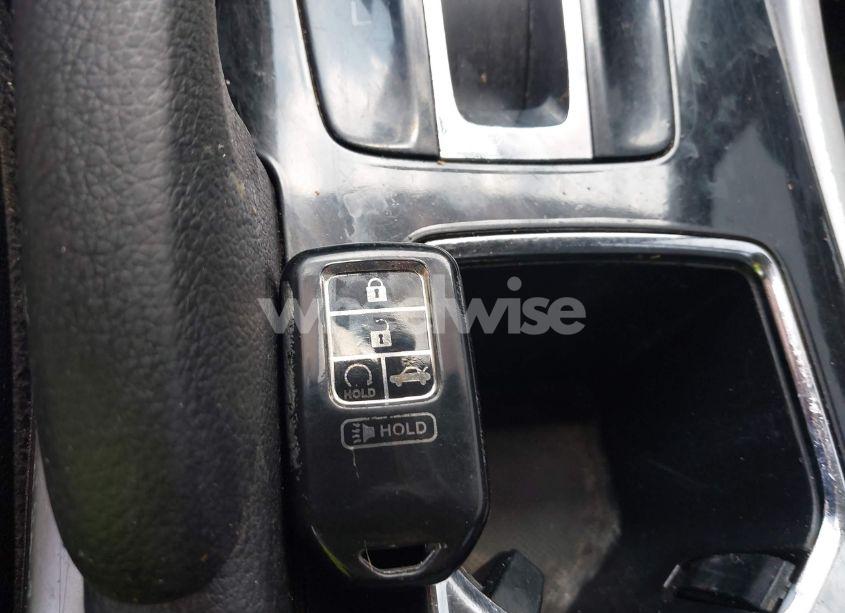 Photo 11 of 2017 Honda Accord EX-L (VIN 1HGCR2F81HA096126)