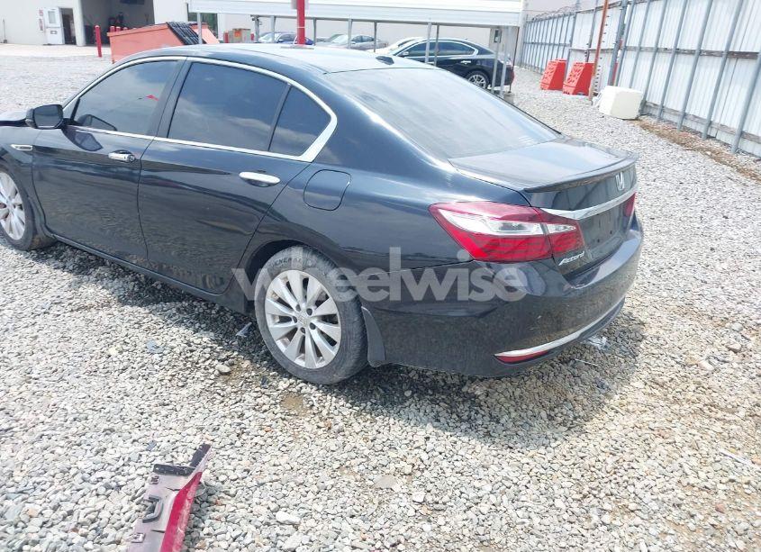 Photo 3 of 2017 Honda Accord EX-L (VIN 1HGCR2F81HA096126)