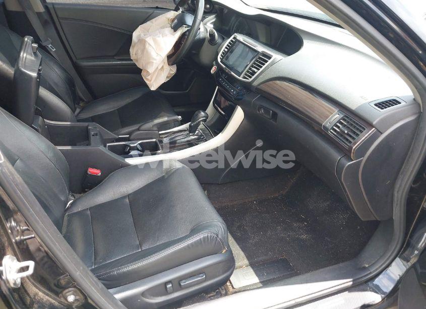 Photo 5 of 2017 Honda Accord EX-L (VIN 1HGCR2F81HA096126)