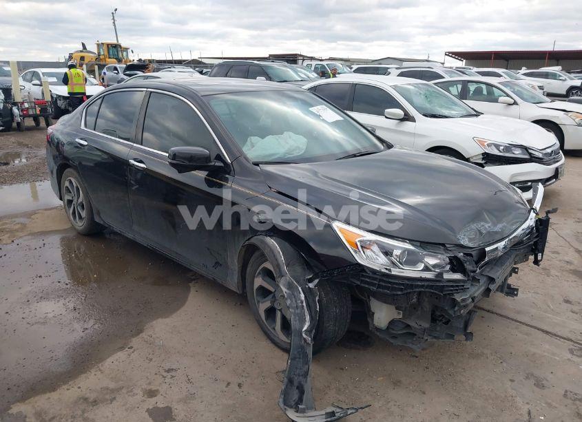 2017 Honda Accord EX-L (VIN 1HGCR2F81HA150668) main photo