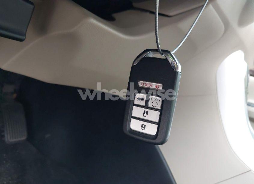 Photo 11 of 2017 Honda Accord EX-L (VIN 1HGCR2F81HA150668)