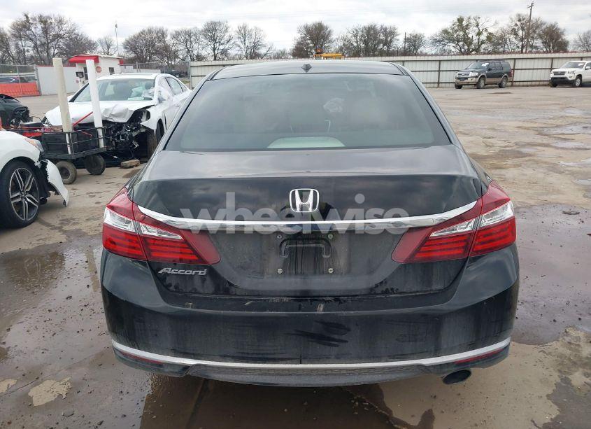 Photo 17 of 2017 Honda Accord EX-L (VIN 1HGCR2F81HA150668)