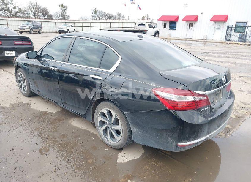 Photo 3 of 2017 Honda Accord EX-L (VIN 1HGCR2F81HA150668)