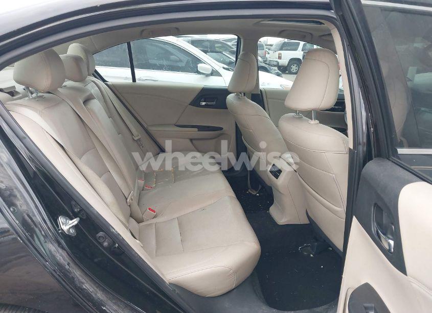 Photo 8 of 2017 Honda Accord EX-L (VIN 1HGCR2F81HA150668)