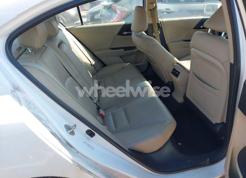 Photo 8 of 2013 Honda Accord EX-L (VIN 1HGCR2F82DA002376)