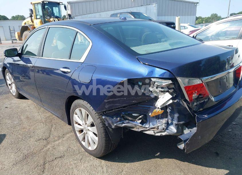 Photo 3 of 2013 Honda Accord EX-L (VIN 1HGCR2F82DA026256)