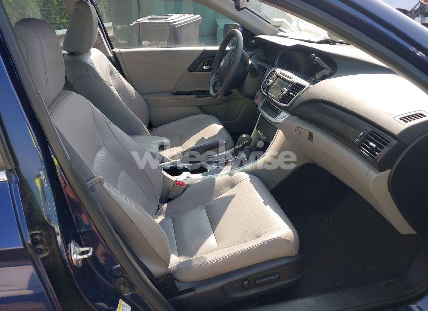 Photo 5 of 2013 Honda Accord EX-L (VIN 1HGCR2F82DA026256)