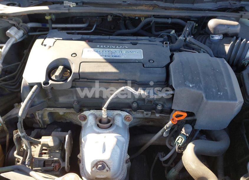 Photo 10 of 2013 Honda Accord EX-L (VIN 1HGCR2F82DA054171)