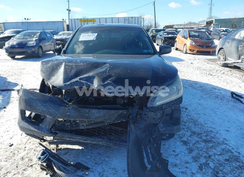 Photo 11 of 2013 Honda Accord EX-L (VIN 1HGCR2F82DA054171)