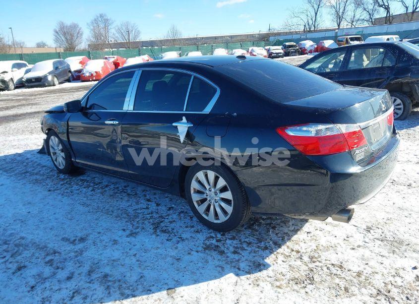 Photo 3 of 2013 Honda Accord EX-L (VIN 1HGCR2F82DA054171)