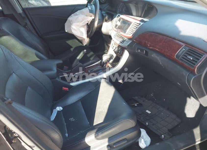 Photo 5 of 2013 Honda Accord EX-L (VIN 1HGCR2F82DA054171)