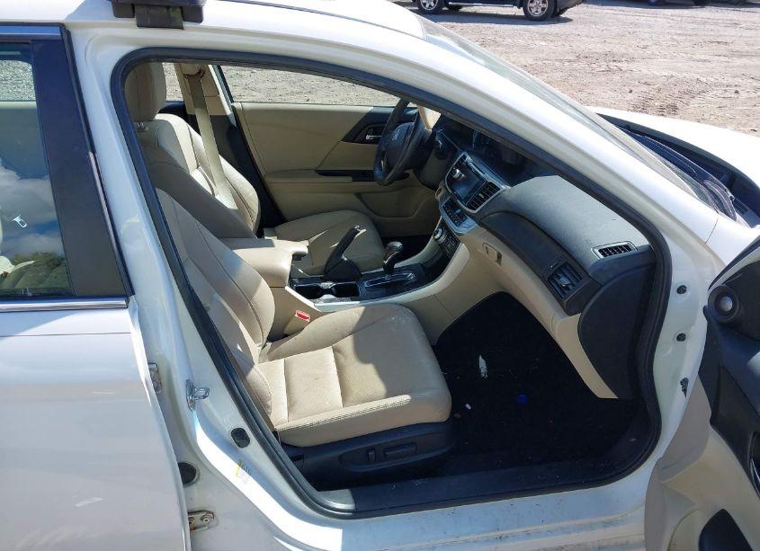 Photo 5 of 2013 Honda Accord EX-L (VIN 1HGCR2F82DA153749)