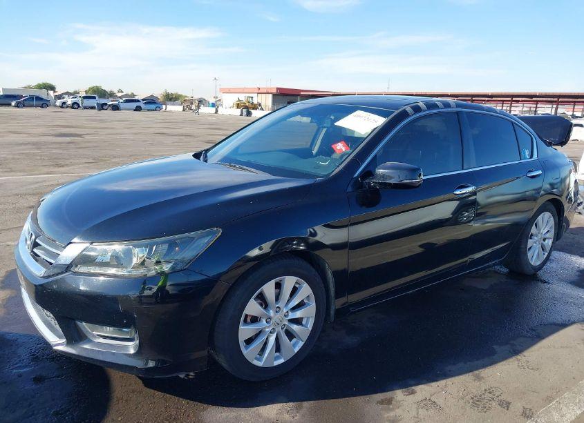 Photo 2 of 2013 Honda Accord EX-L (VIN 1HGCR2F82DA239482)