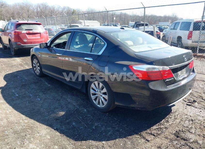 Photo 3 of 2014 Honda Accord EX-L (VIN 1HGCR2F82EA095952)
