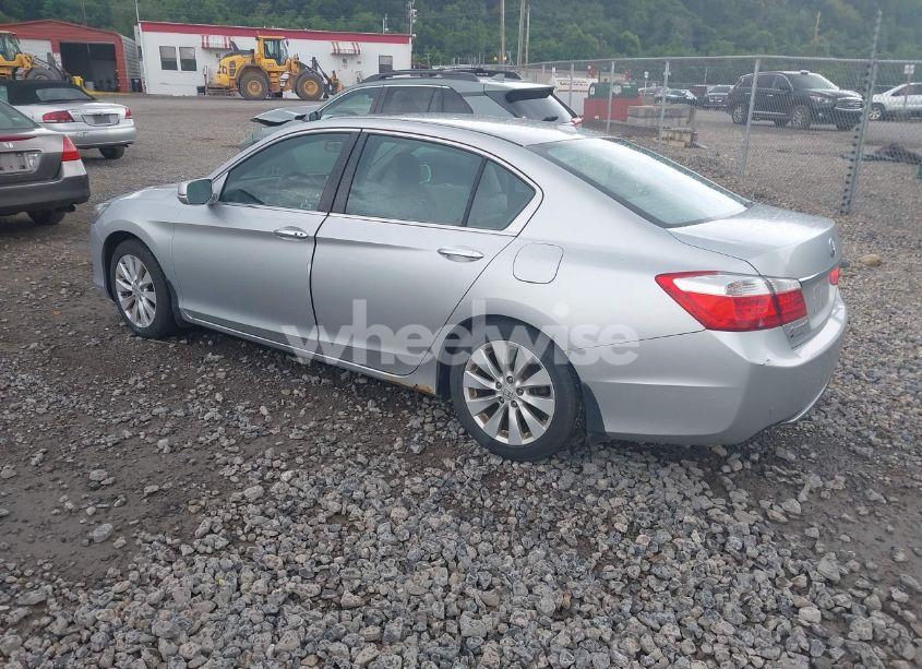 Photo 3 of 2014 Honda Accord EX-L (VIN 1HGCR2F82EA133938)