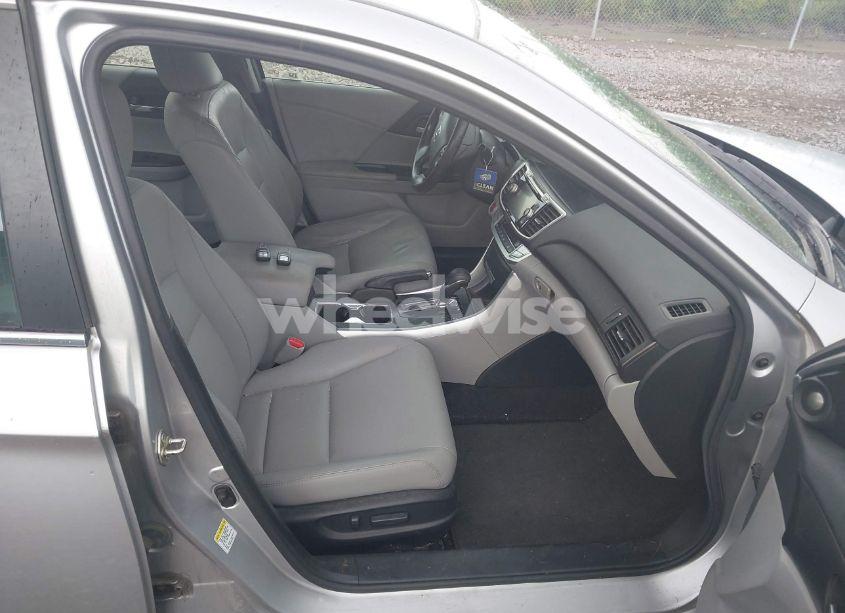 Photo 5 of 2014 Honda Accord EX-L (VIN 1HGCR2F82EA133938)