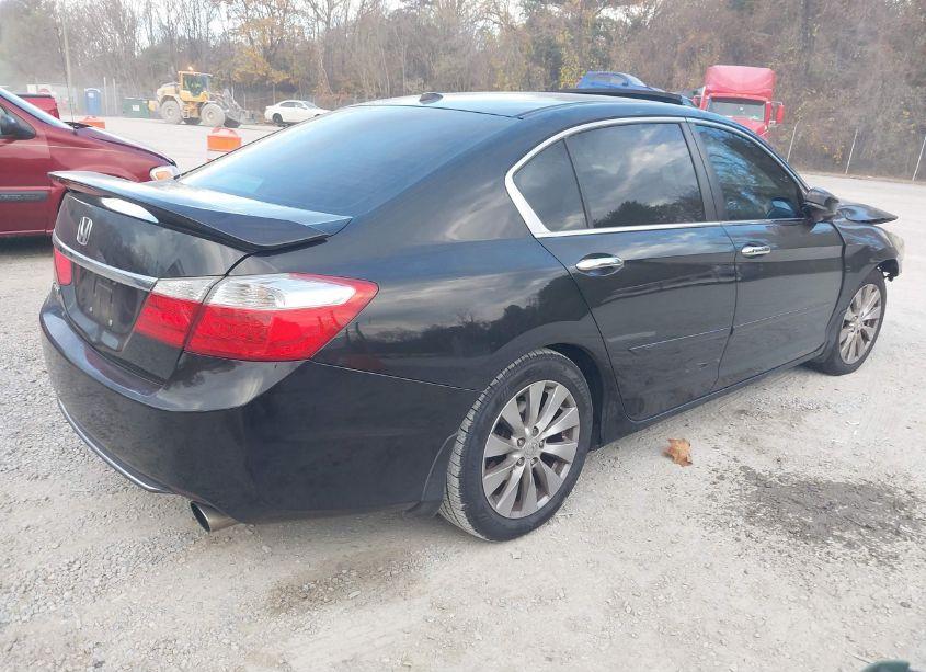 Photo 4 of 2014 Honda Accord EX-L (VIN 1HGCR2F82EA200392)