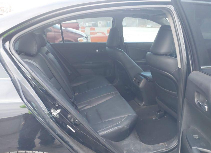 Photo 8 of 2014 Honda Accord EX-L (VIN 1HGCR2F82EA200392)