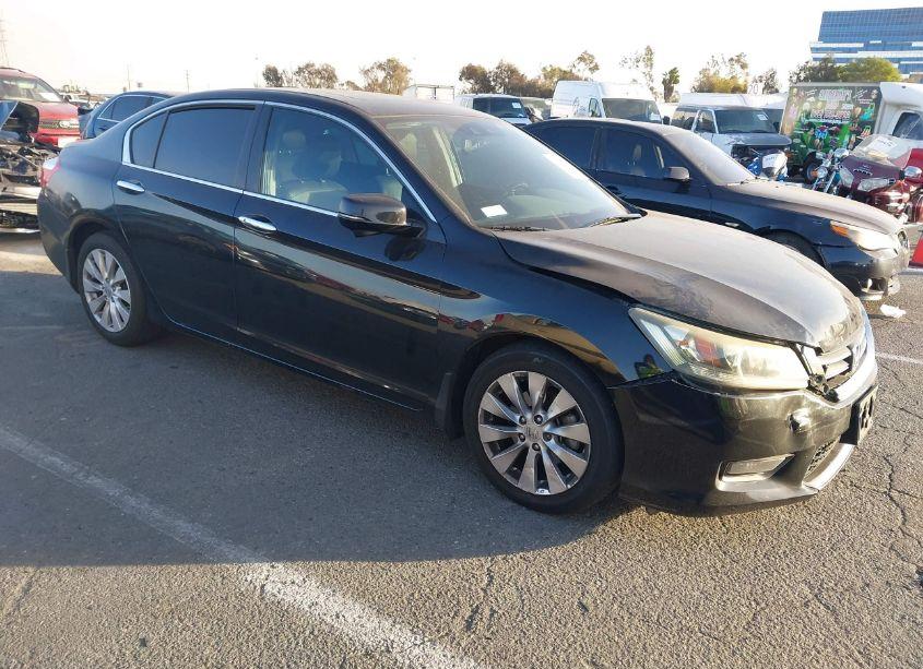 2014 Honda Accord EX-L (VIN 1HGCR2F82EA214695) main photo