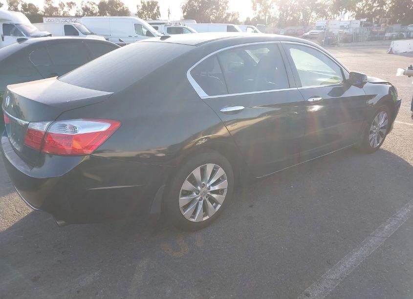 Photo 4 of 2014 Honda Accord EX-L (VIN 1HGCR2F82EA214695)