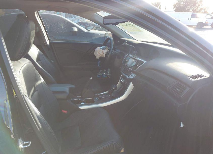 Photo 5 of 2014 Honda Accord EX-L (VIN 1HGCR2F82EA214695)