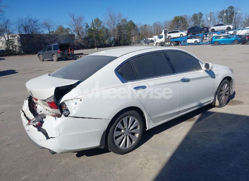 Photo 4 of 2014 Honda Accord EX-L (VIN 1HGCR2F82EA277084)