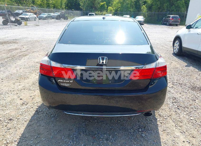 Photo 16 of 2015 Honda Accord EX-L (VIN 1HGCR2F82FA027345)