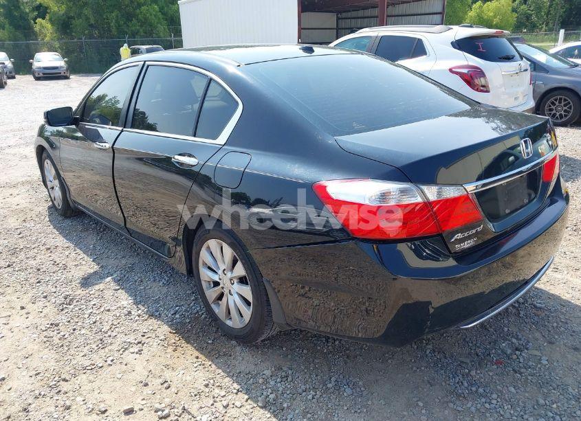 Photo 3 of 2015 Honda Accord EX-L (VIN 1HGCR2F82FA027345)