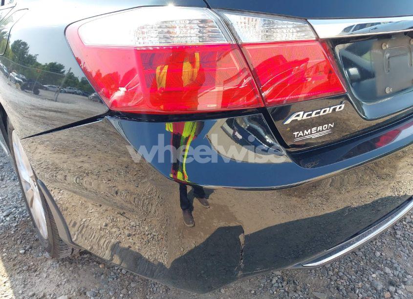 Photo 6 of 2015 Honda Accord EX-L (VIN 1HGCR2F82FA027345)