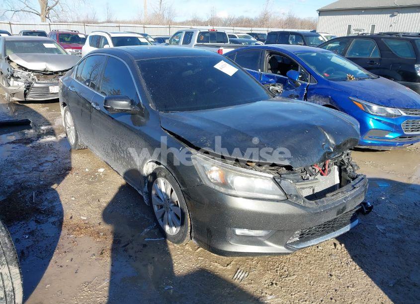 2015 Honda Accord EX-L (VIN 1HGCR2F82FA038328) main photo