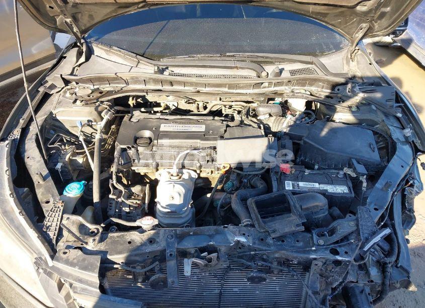 Photo 10 of 2015 Honda Accord EX-L (VIN 1HGCR2F82FA038328)