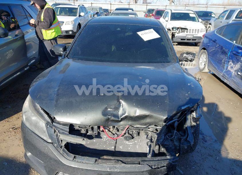 Photo 11 of 2015 Honda Accord EX-L (VIN 1HGCR2F82FA038328)