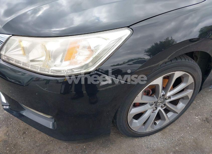 Photo 13 of 2015 Honda Accord EX-L (VIN 1HGCR2F82FA062161)