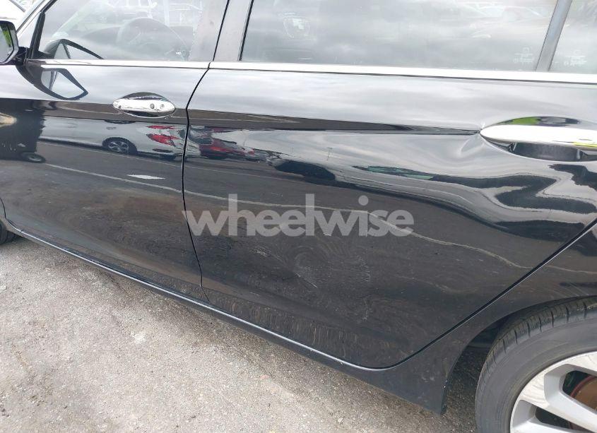 Photo 6 of 2015 Honda Accord EX-L (VIN 1HGCR2F82FA062161)