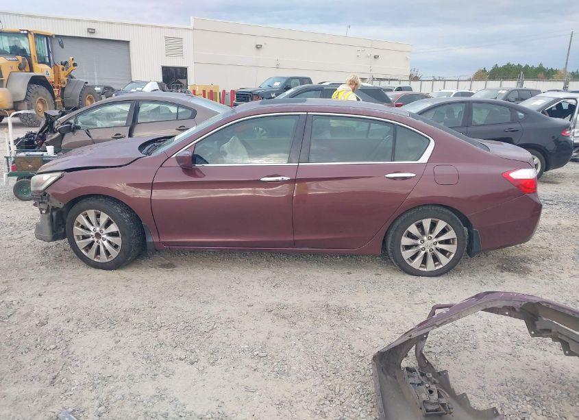 Photo 15 of 2015 Honda Accord EX-L (VIN 1HGCR2F82FA080286)