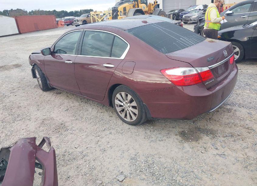 Photo 3 of 2015 Honda Accord EX-L (VIN 1HGCR2F82FA080286)