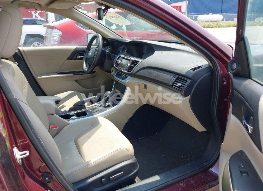 Photo 5 of 2015 Honda Accord EX-L (VIN 1HGCR2F82FA082264)