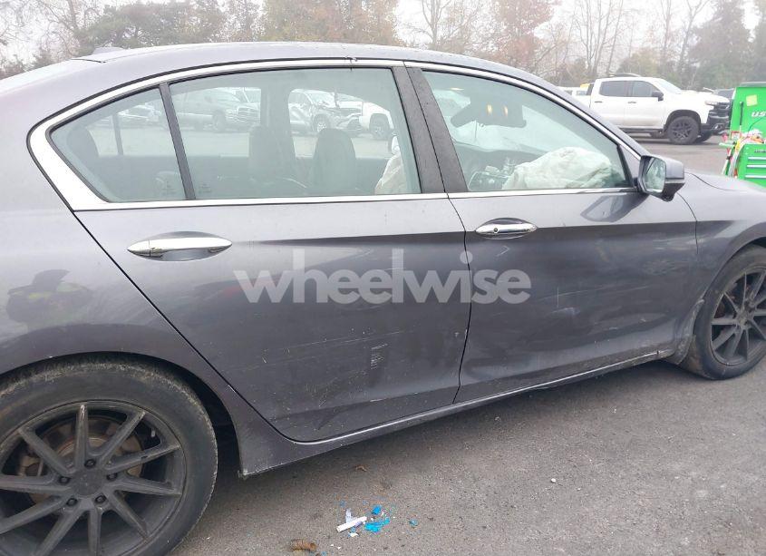 Photo 20 of 2015 Honda Accord EX-L (VIN 1HGCR2F82FA097279)