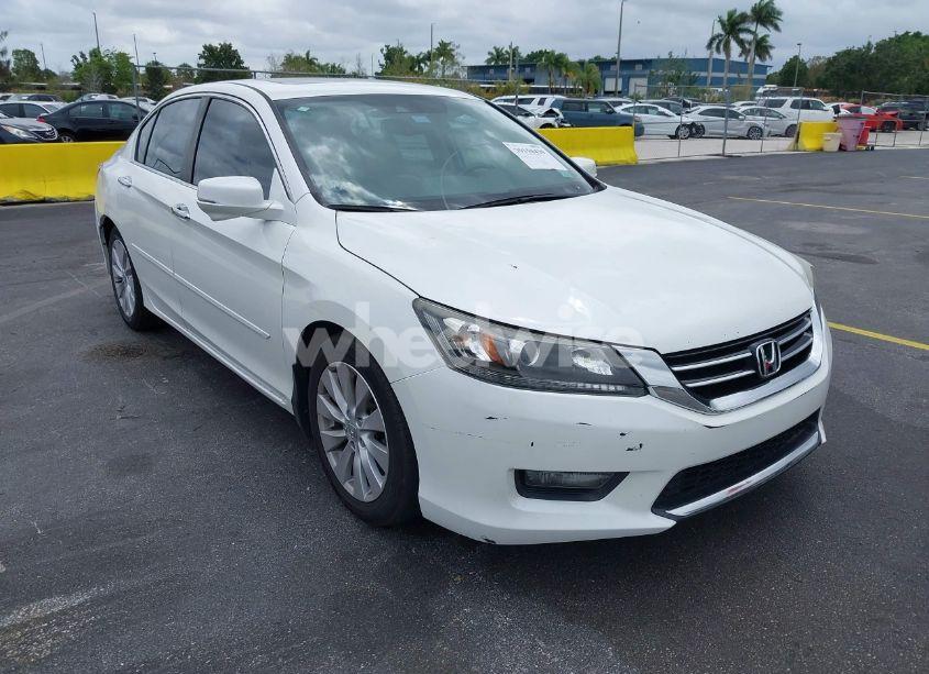 Photo 6 of 2015 Honda Accord EX-L (VIN 1HGCR2F82FA125453)