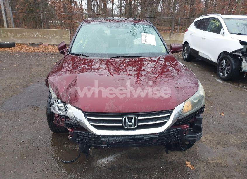 Photo 13 of 2015 Honda Accord EX-L (VIN 1HGCR2F82FA141300)