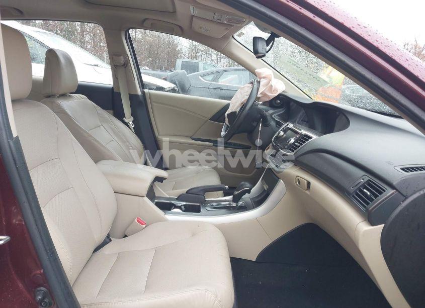 Photo 5 of 2015 Honda Accord EX-L (VIN 1HGCR2F82FA141300)