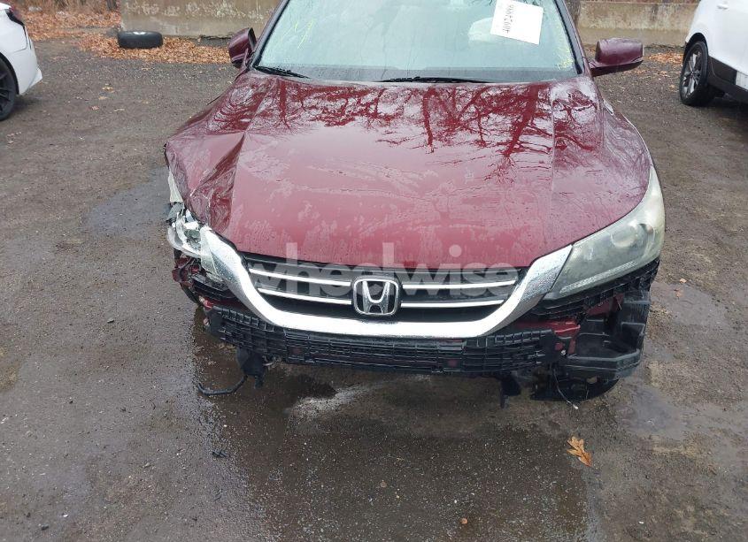 Photo 6 of 2015 Honda Accord EX-L (VIN 1HGCR2F82FA141300)