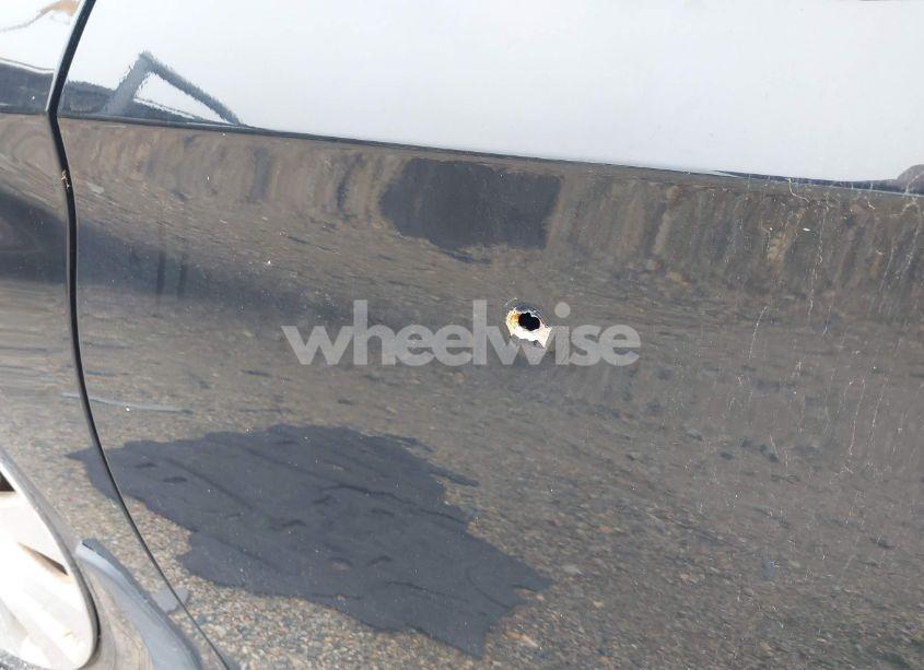 Photo 6 of 2015 Honda Accord EX-L (VIN 1HGCR2F82FA194479)