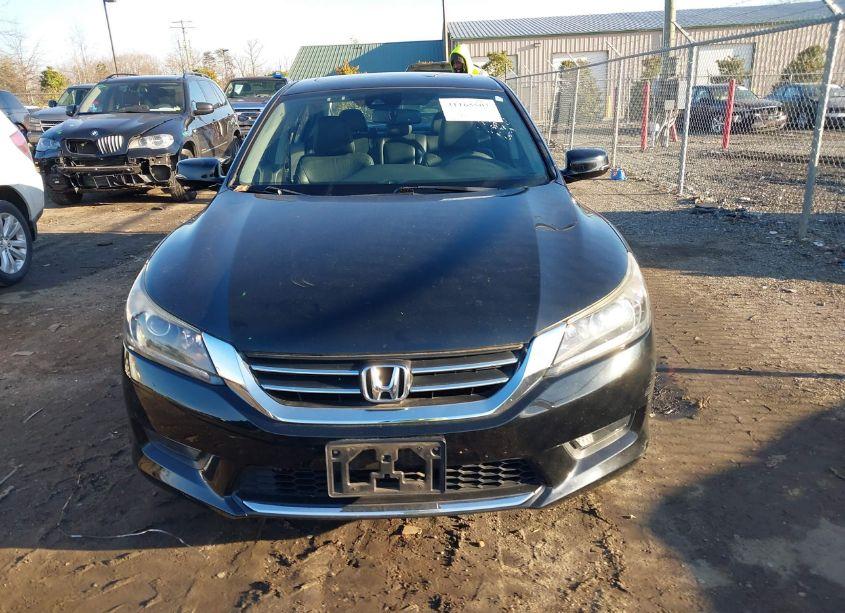 Photo 12 of 2015 Honda Accord EX-L (VIN 1HGCR2F82FA198497)