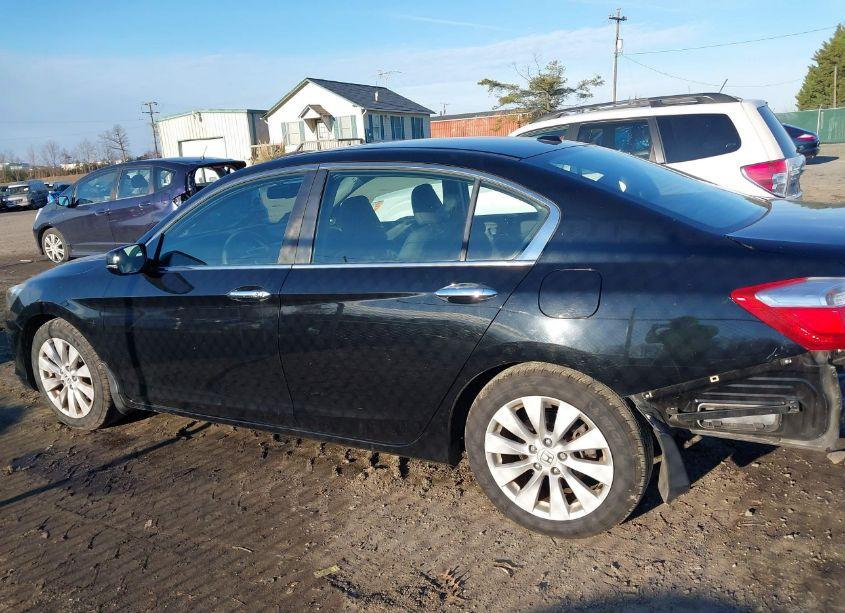 Photo 14 of 2015 Honda Accord EX-L (VIN 1HGCR2F82FA198497)