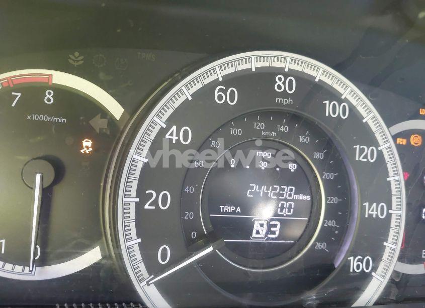 Photo 15 of 2015 Honda Accord EX-L (VIN 1HGCR2F82FA216187)